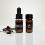 LABDANUM accord perfume base – pre blended aromatic base for DIY perfume custom fragrance and perfume making | Complete Perfume Accord Library | Aromaverse Labdanum